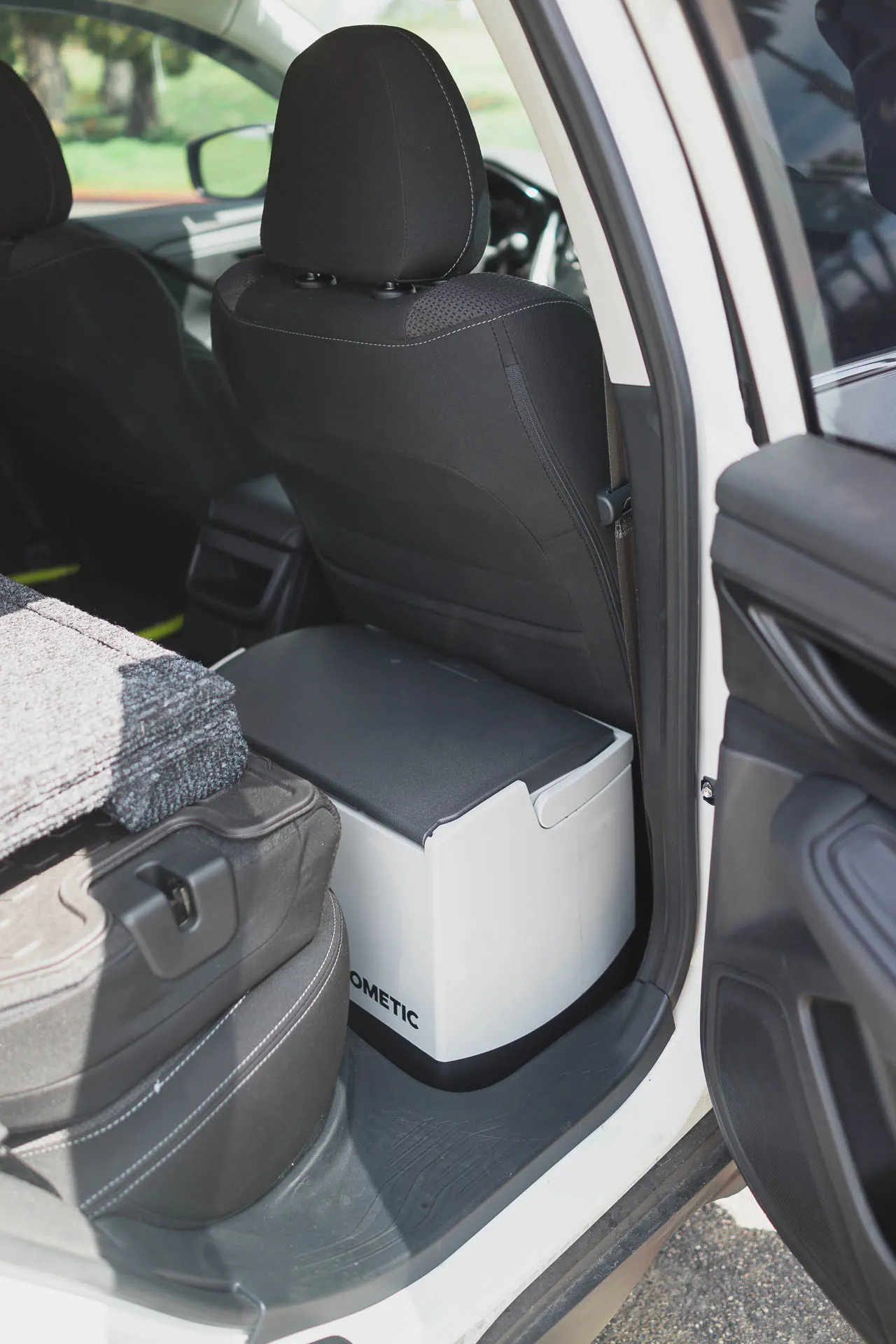 Subaru Outback Vanlife with Dometic CF18 placed behind passenger seat